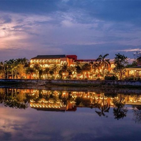 Sheik Istana Hotel Chiangmal Чиангмай Экстерьер фото