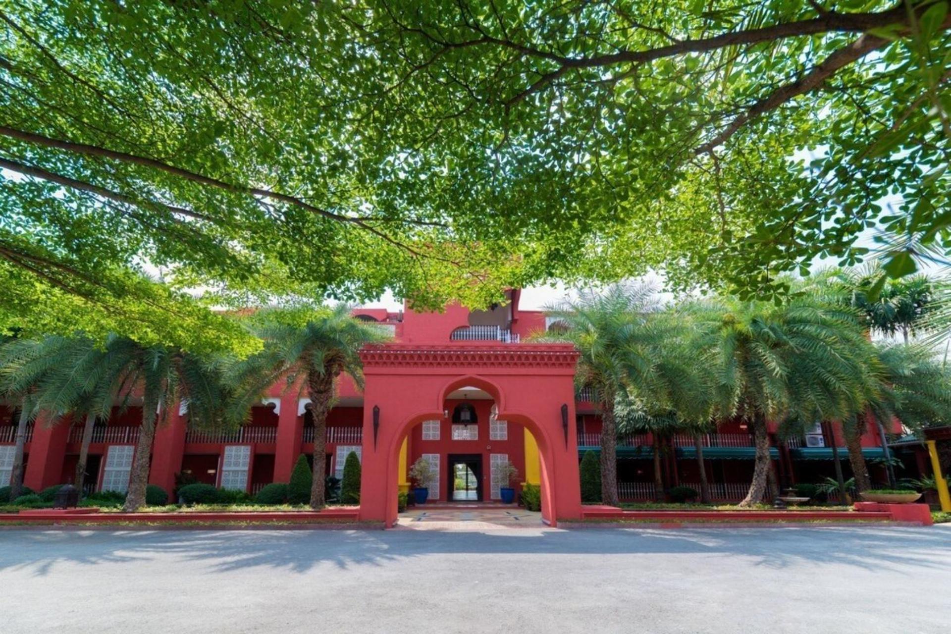 Sheik Istana Hotel Chiangmal Чиангмай Экстерьер фото