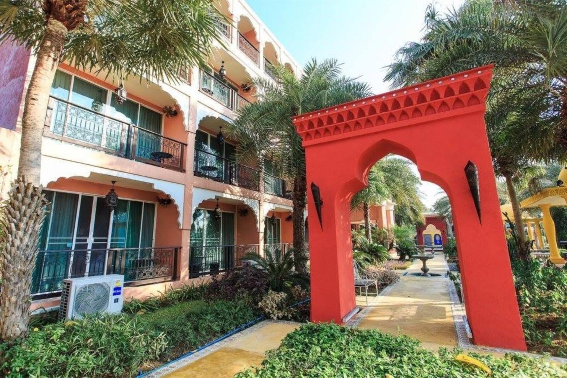 Sheik Istana Hotel Chiangmal Чиангмай Экстерьер фото