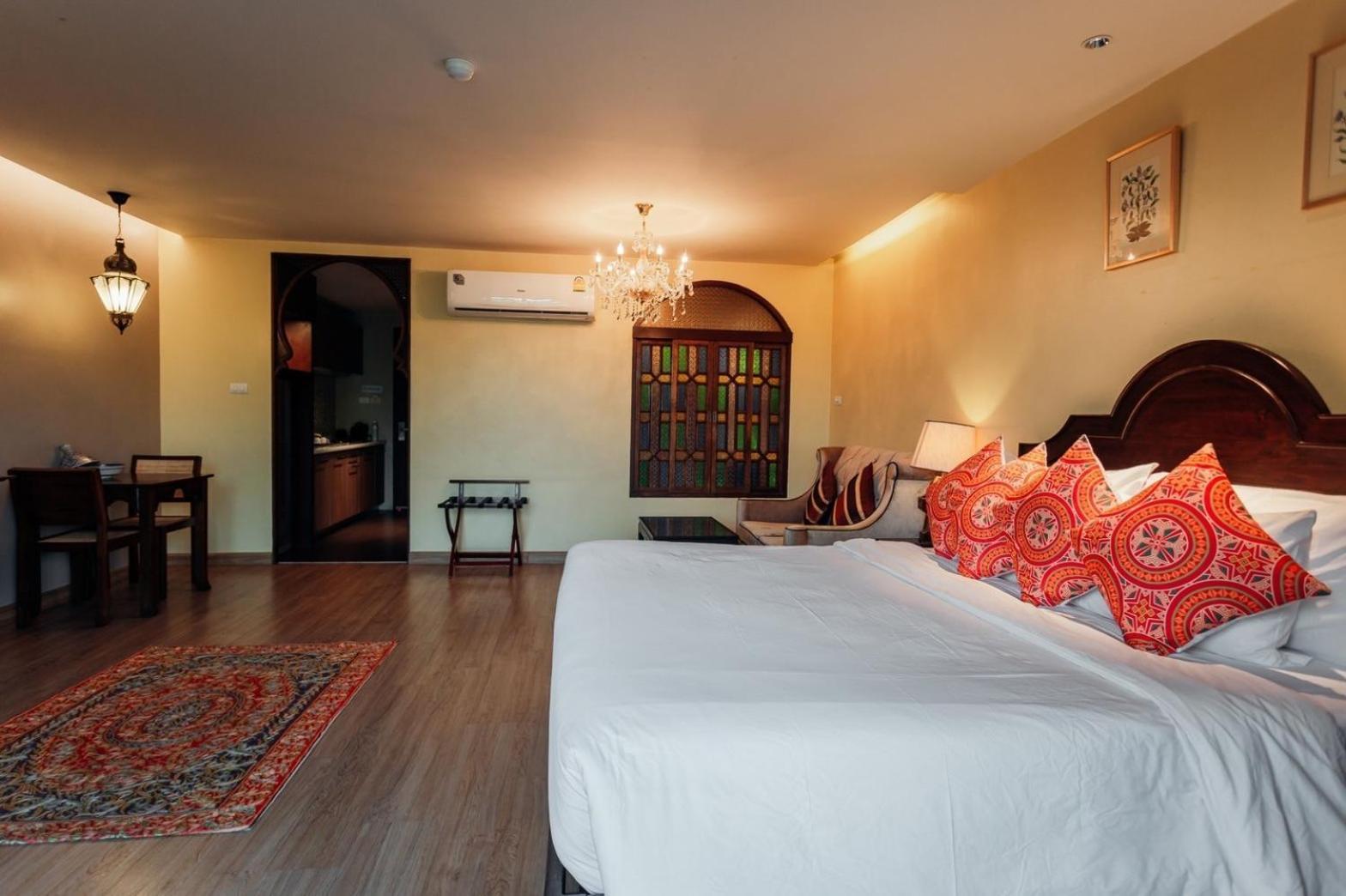 Sheik Istana Hotel Chiangmal Чиангмай Экстерьер фото