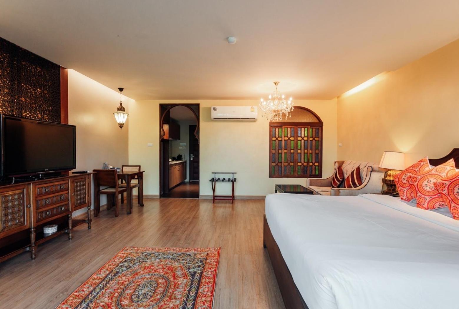Sheik Istana Hotel Chiangmal Чиангмай Экстерьер фото