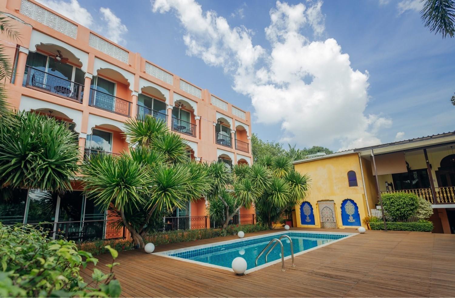 Sheik Istana Hotel Chiangmal Чиангмай Экстерьер фото