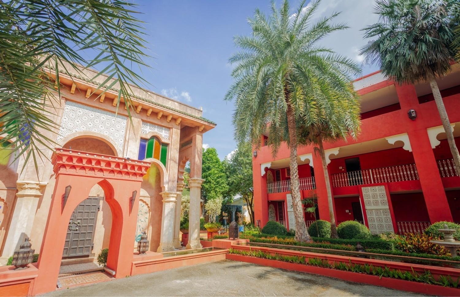 Sheik Istana Hotel Chiangmal Чиангмай Экстерьер фото